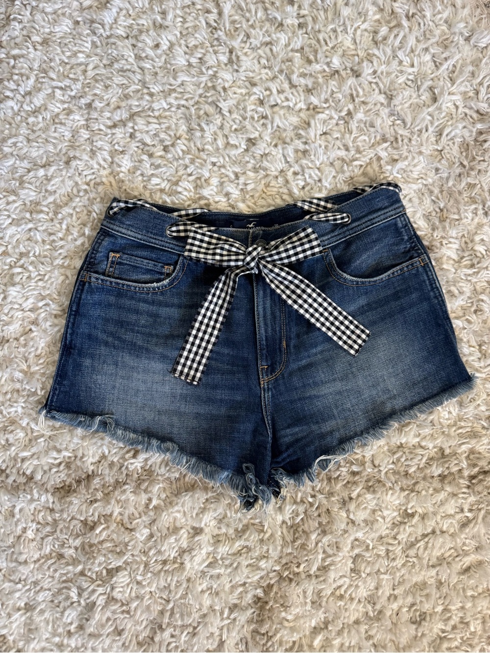 Hollister Dark Blue High Rise Vintage Style Denim Shorts | Size 29